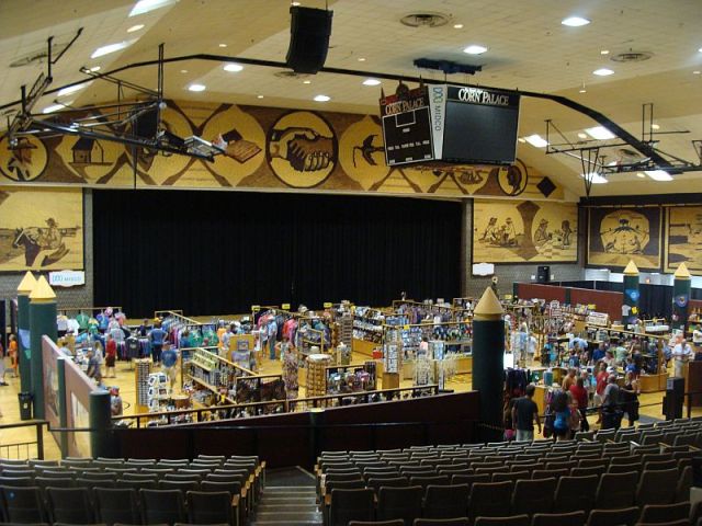 CornPalace7