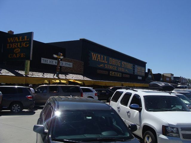 WallDrug6