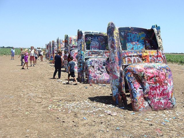 CadilacRanch4
